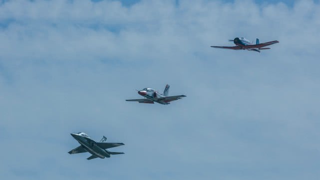 南昌飞行大会特技飞行,南昌飞行大会教练机视频