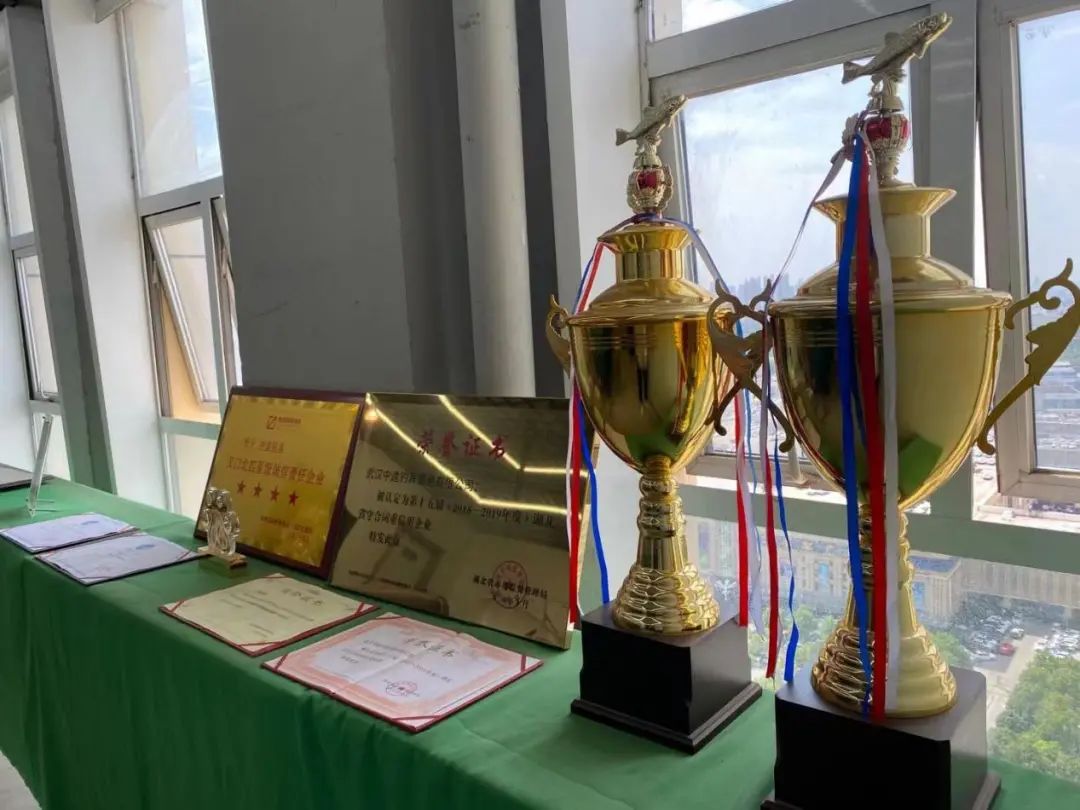 小钓竿大市场，听汉口北从业26年的钓具大咖聊聊“钓鱼圈”