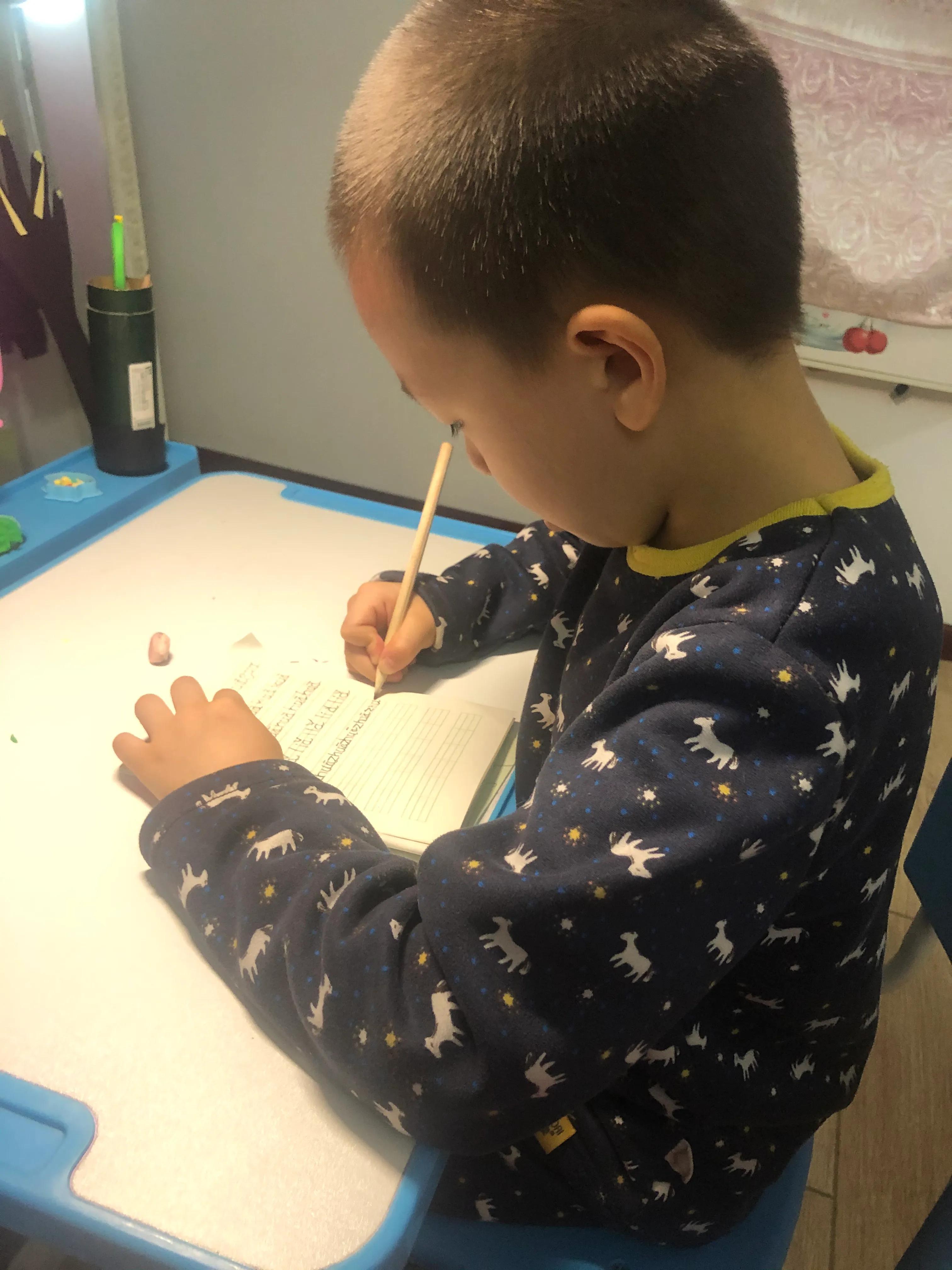 我又打孩子了,我又打孩子了好难过