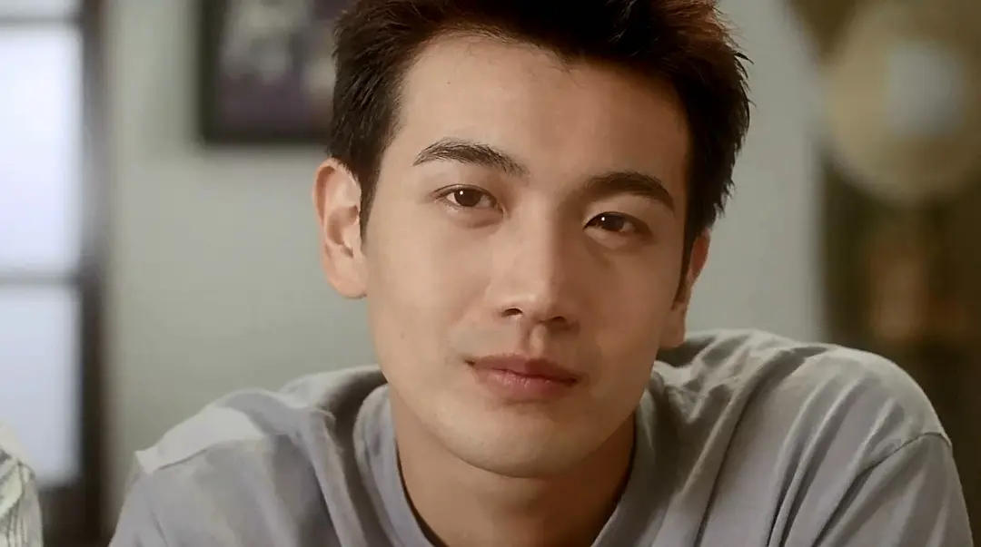 成龙没捧红过一个人,成龙老了为什么还那么拼