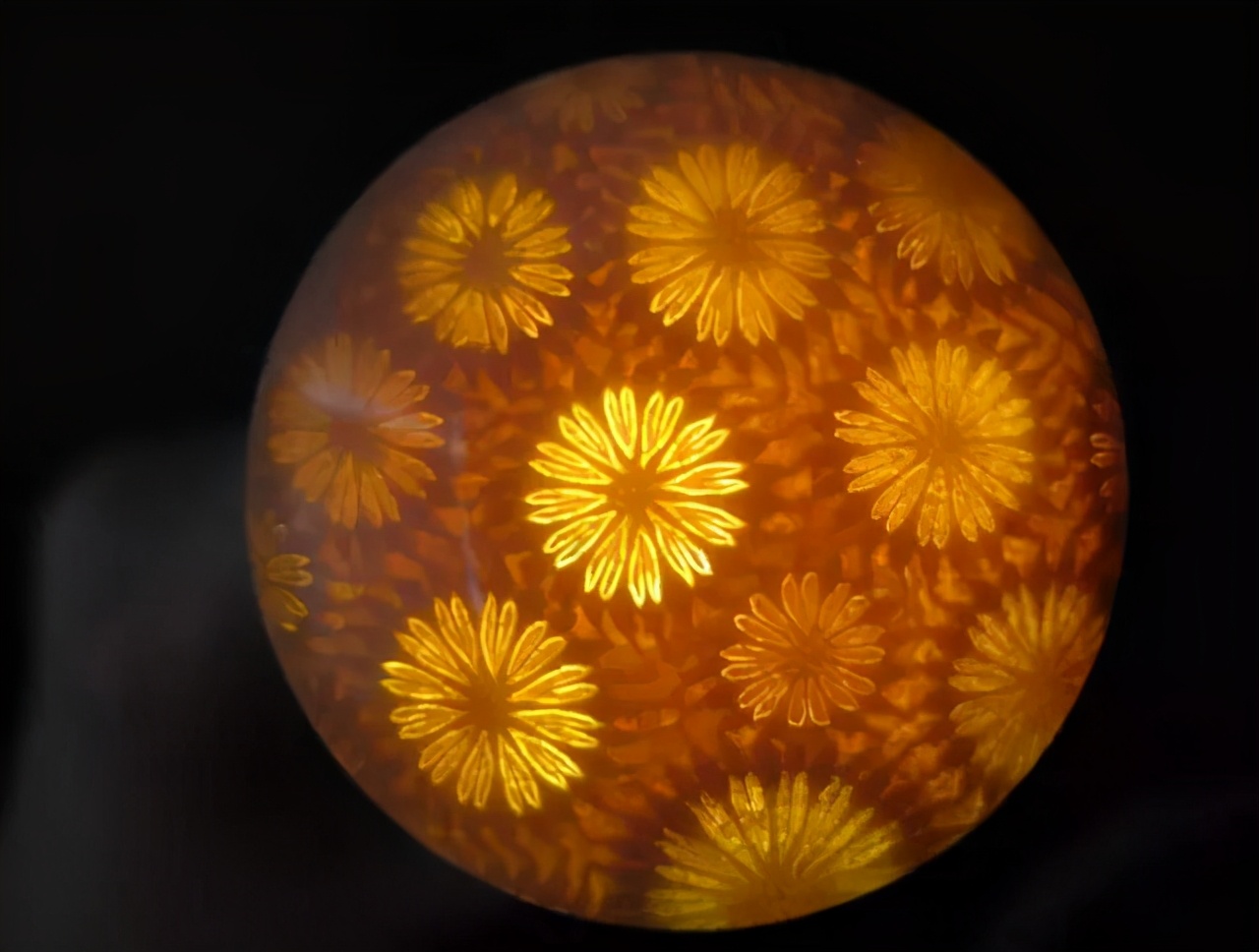 最顶级珊瑚玉图片欣赏,中华奇石山全景