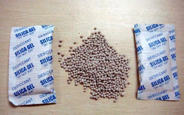 宝宝吃干燥剂多少长时间能安全,宝宝误食少量干燥剂怎么办