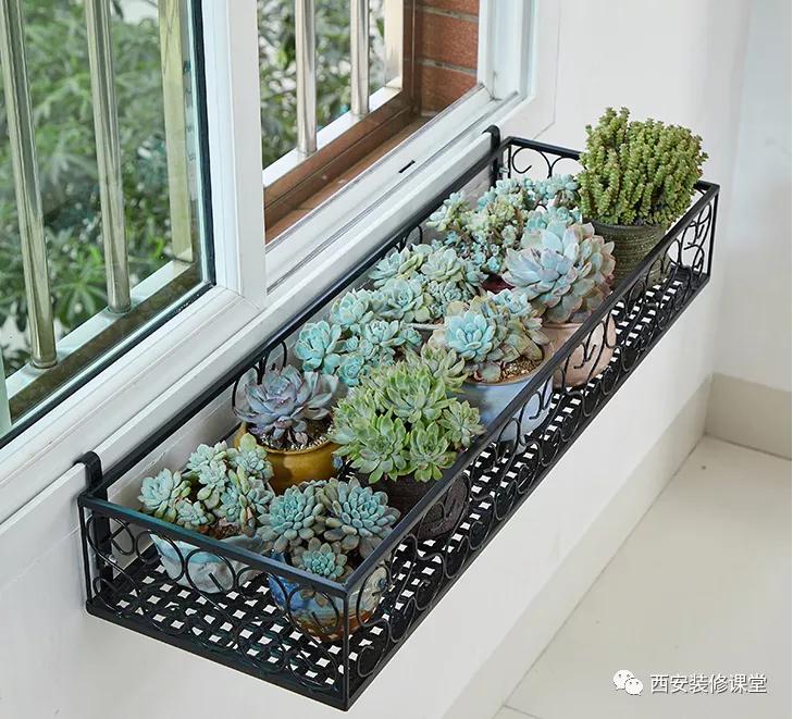 厨房一面墙全是窗户如何收纳,大玻璃窗厨房收纳