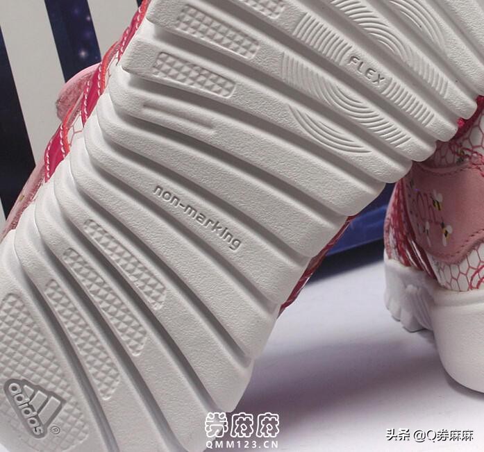 喷泡球鞋,球鞋喷泡