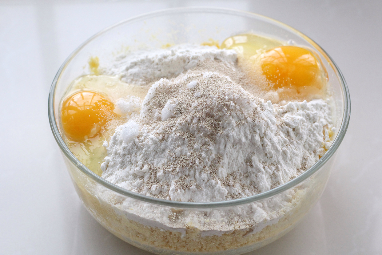 玉米面做饼怎么操作,玉米面做饼需要烫吗