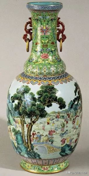 瓷之美高清图片大全,康熙和乾隆粉彩瓷盘哪个好