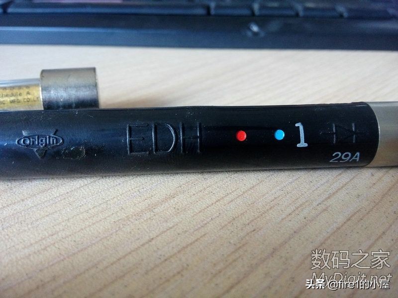 废品回收站淘有用的东西,废品站里淘电子垃圾