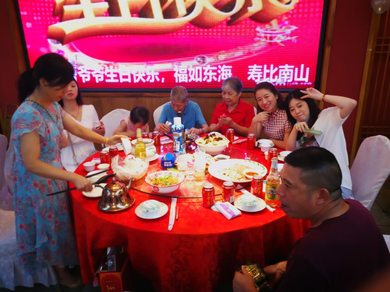 衡阳头碗菜,衡阳特色名菜土头碗里有几层菜品