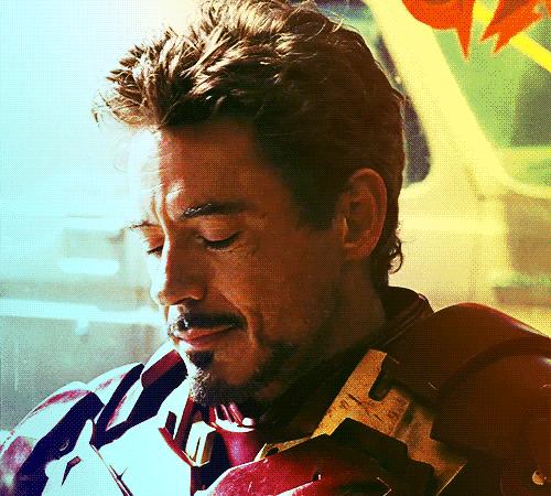 系好安全带生命更有保障,系好安全带让我们一起出发吧