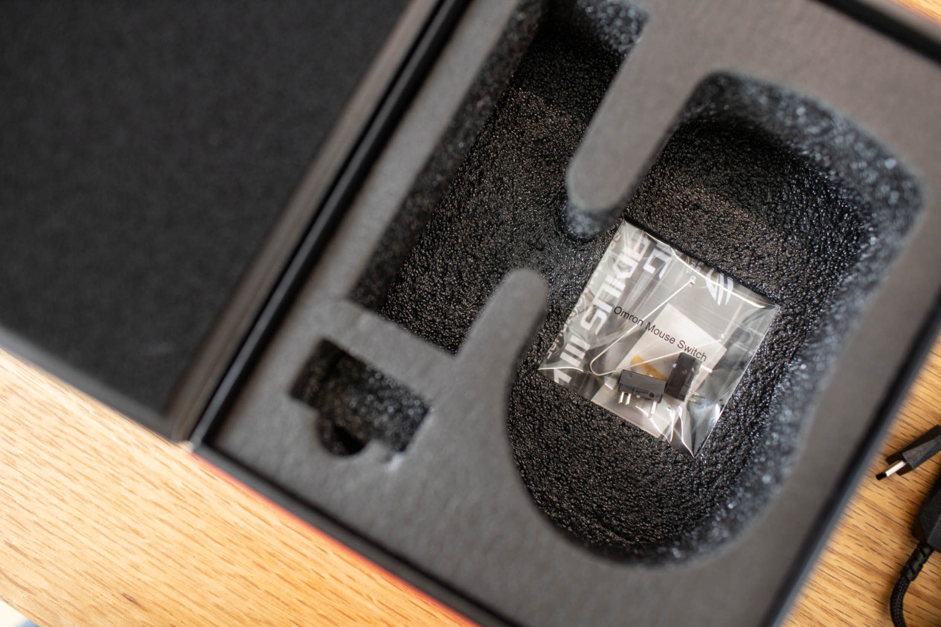 rog战刃3有线版鼠标测评,rog战刃3对比天选鼠标