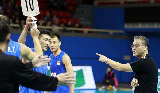 中国男排1-3不敌伊朗,中国男排0-3惨败意大利