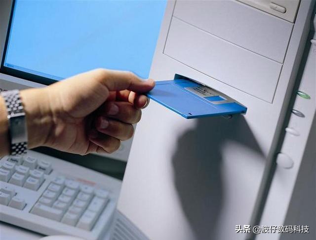 打开此电脑没有显示桌面,电脑突然没有d盘只有c盘和e盘