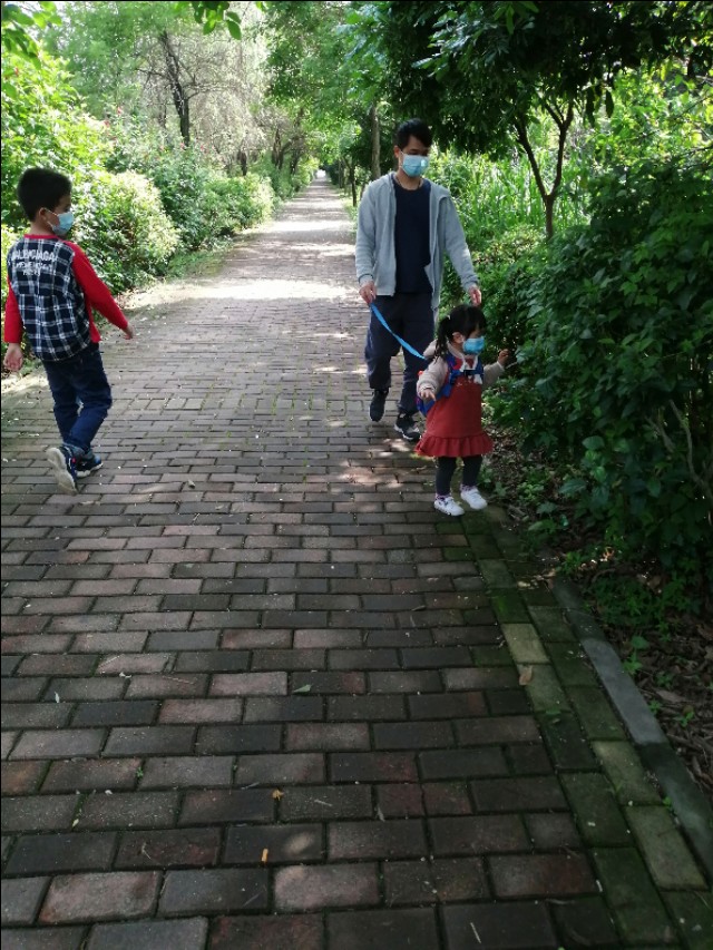 幸福就是有足够的时间陪儿子成长,幸福的事就是陪孩子成长的过程