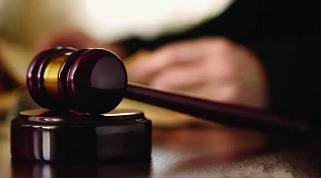 长期混夜店诈骗的女人,沉迷赌博让他走上不归路