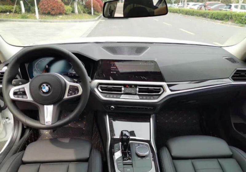 宝马325li曜夜运动版油耗,宝马325油耗车主真实油耗