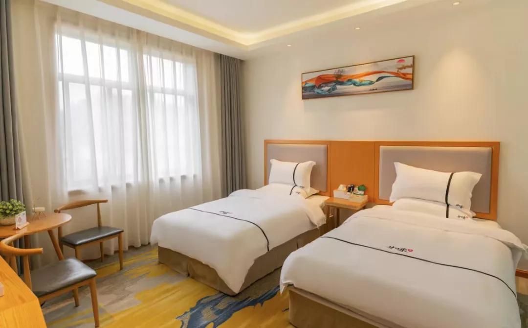 如何诗意的度过初冬？我在雅安这些私藏美宿里找到了答案