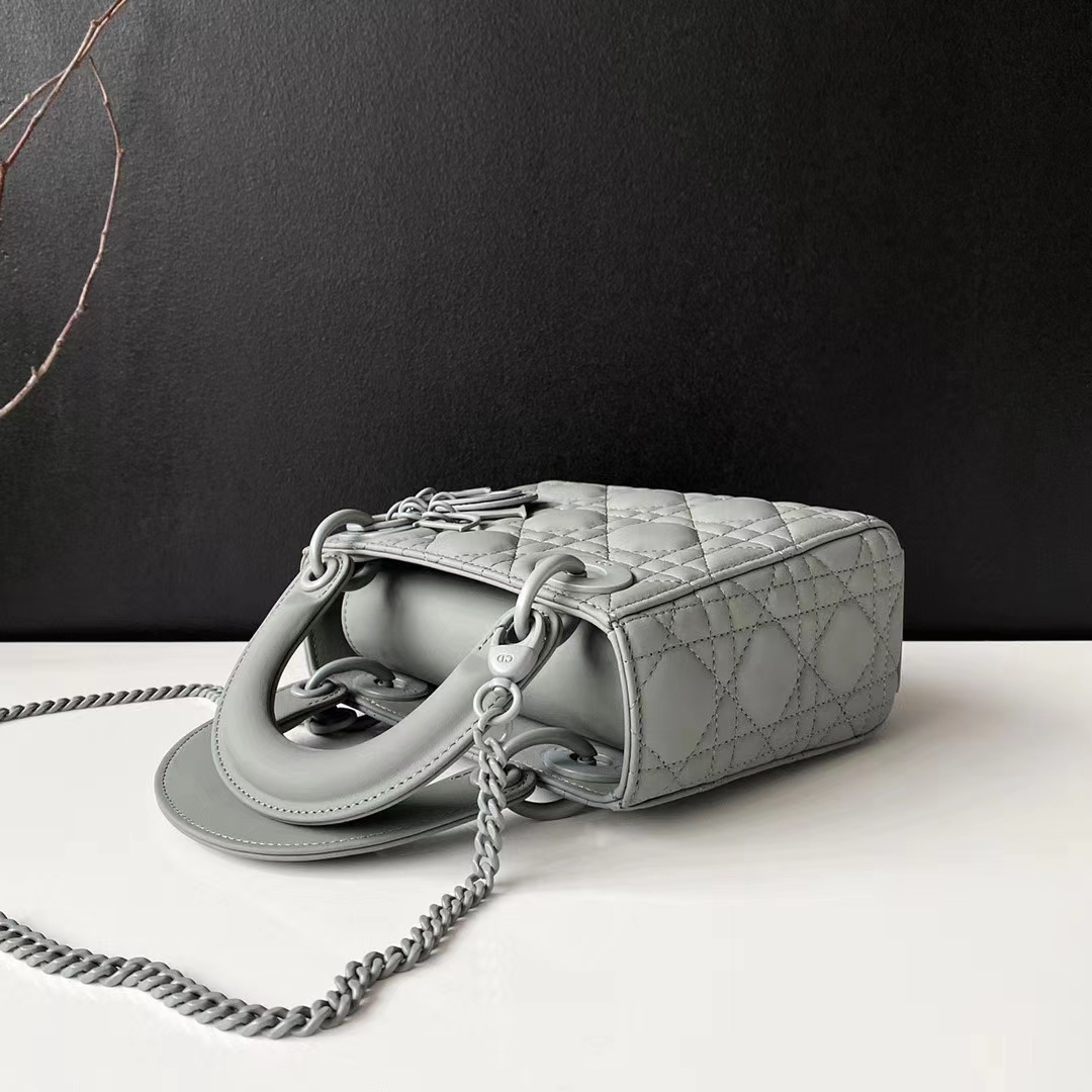 听说你最近又想买包了?值得入手的都在这里了