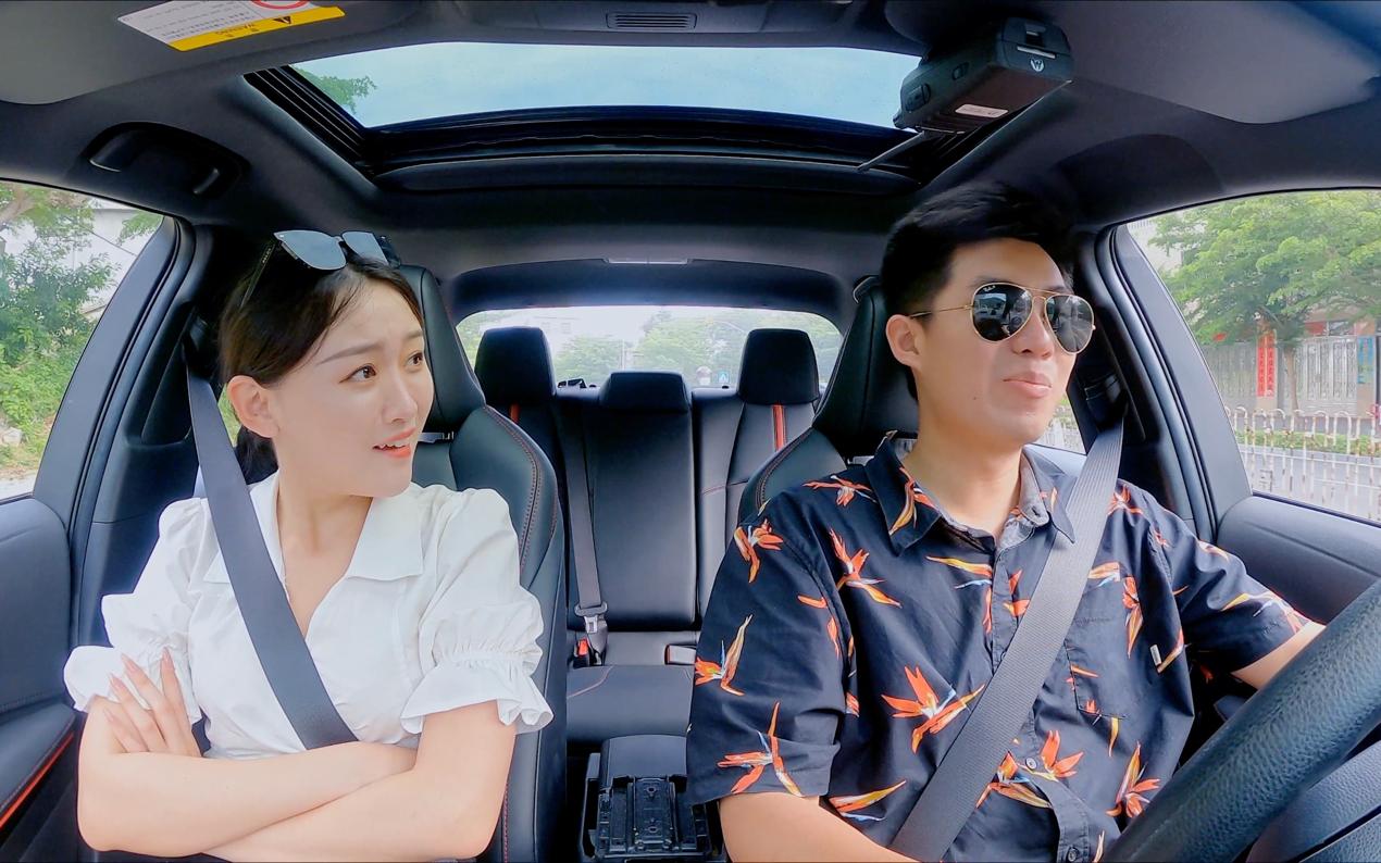 丰田双擎混动开不坏,2022丰田雷凌双擎1.8he-cvt进取版