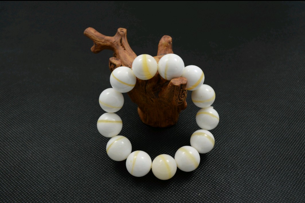 深海砗磲可以吃吗,极品深海砗磲佛珠