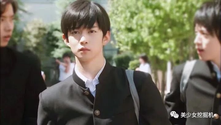 能把绿茶人设舞到女生都讨厌不起来,只有她了吧?