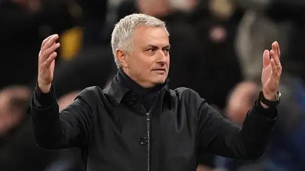 忆英超复盘曼联1:1热刺:费尔南德斯建功,穆里尼奥不满VAR裁判