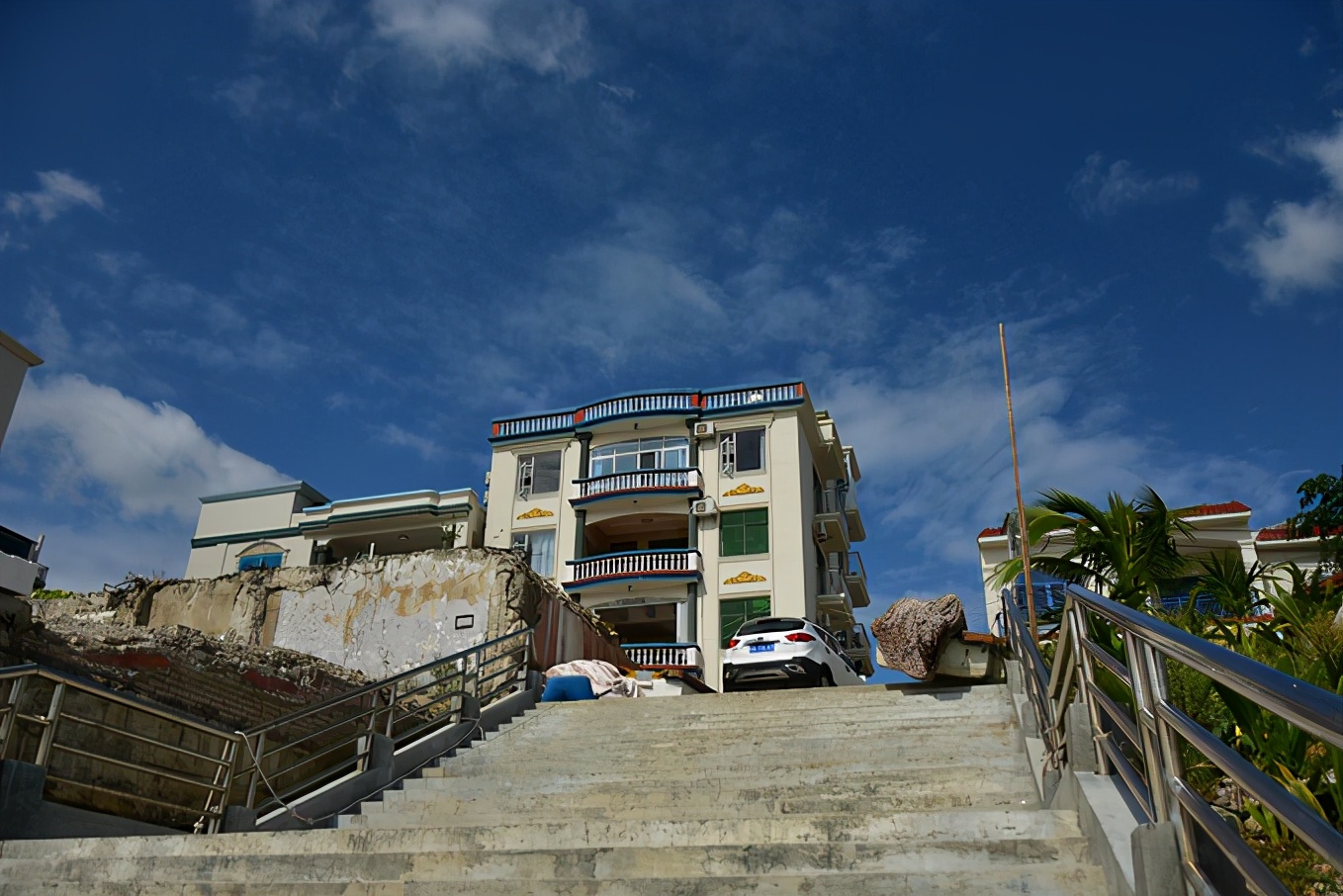 来三亚必吃的海南菜,三亚旅游在哪里吃海南菜