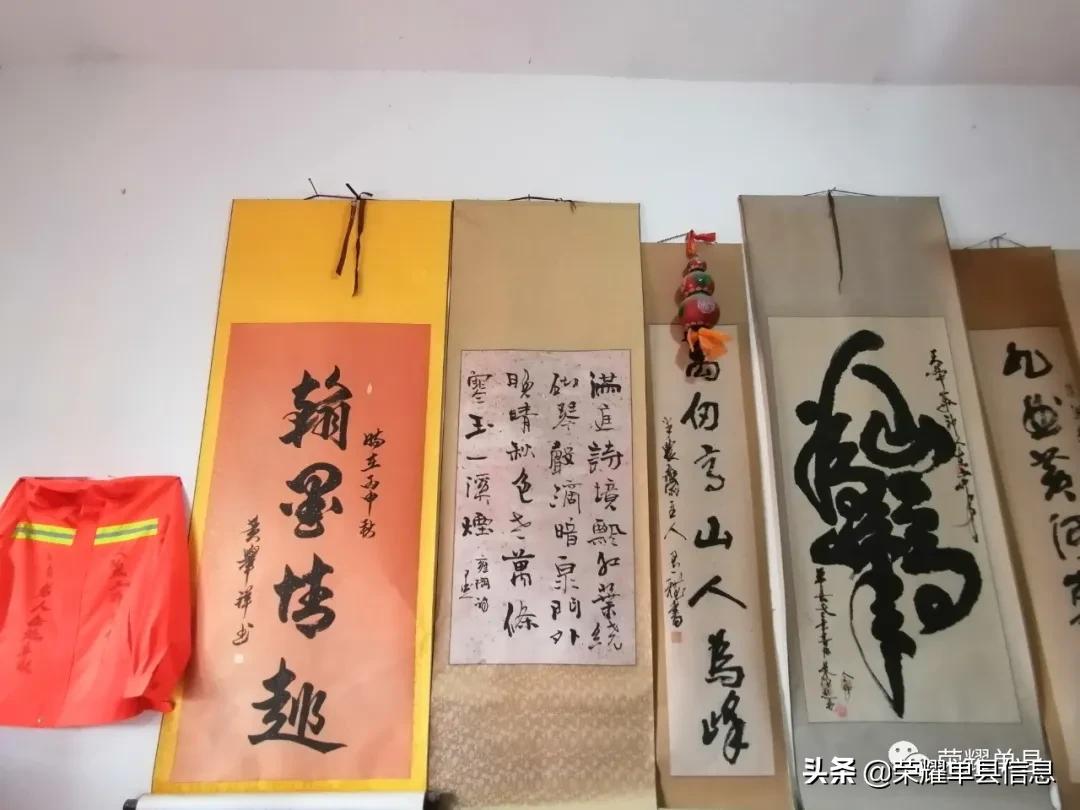 大衣哥朱之文的家乡：88岁的赵鸿燊能倒立、骑独轮车