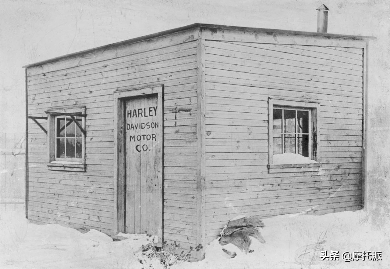 哈雷戴维森成长历程,最早的哈雷戴维森