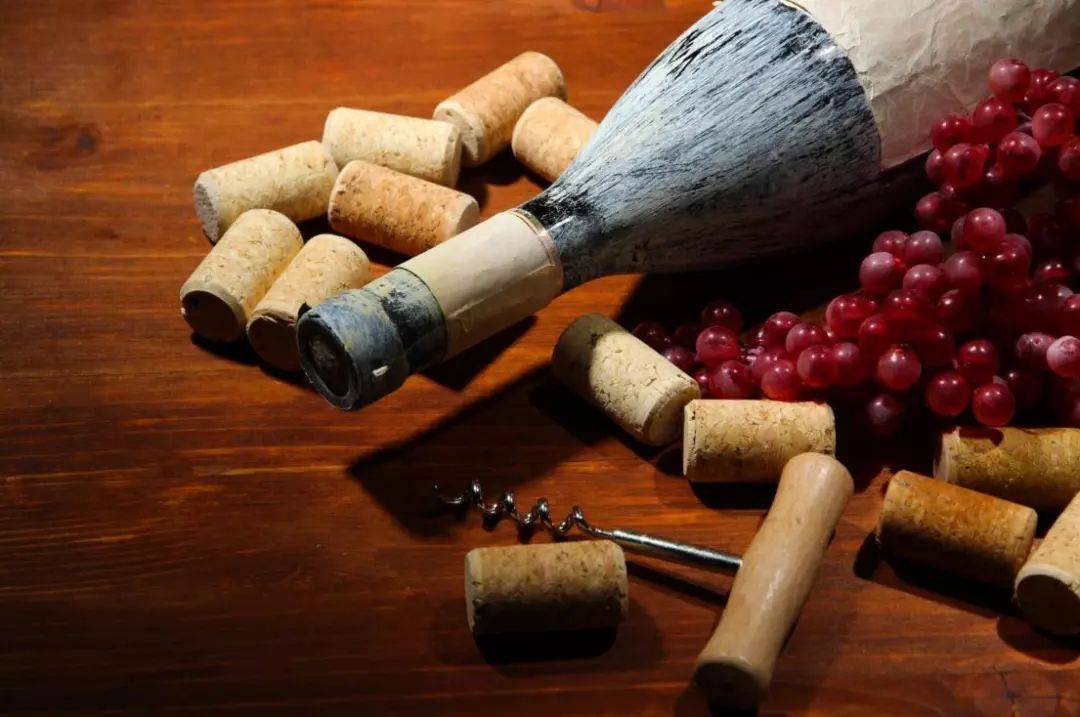 红酒塞四个误区,喝了30年的酒