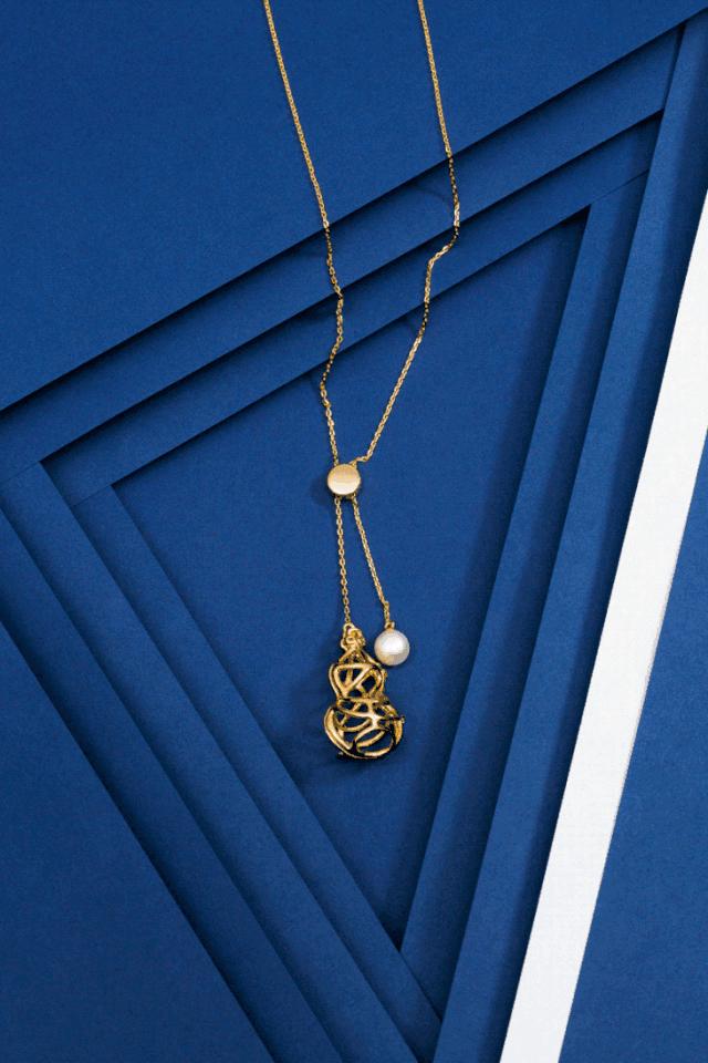 卖萌能赚900亿?你会买爆款IP的账吗?