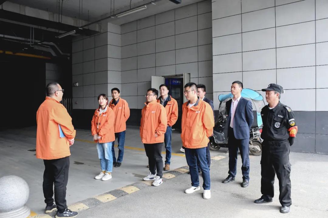 国庆节前消防安全检查简报,黄石集中开展消防安全夜查行动