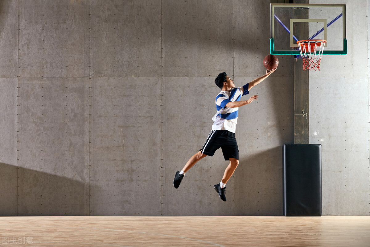 成都体育学院足球全国四强,中国足球梦圆世界杯