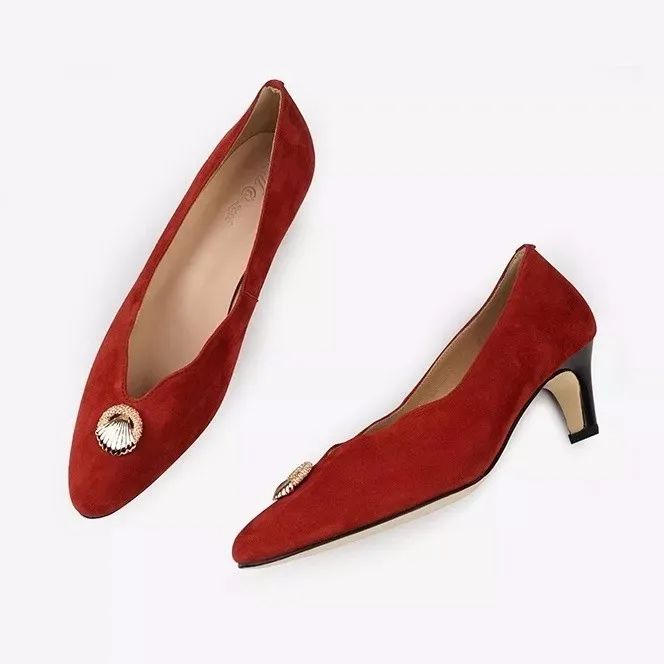 春夏必备三款鞋子品牌大全,秋季潮鞋高颜值推荐