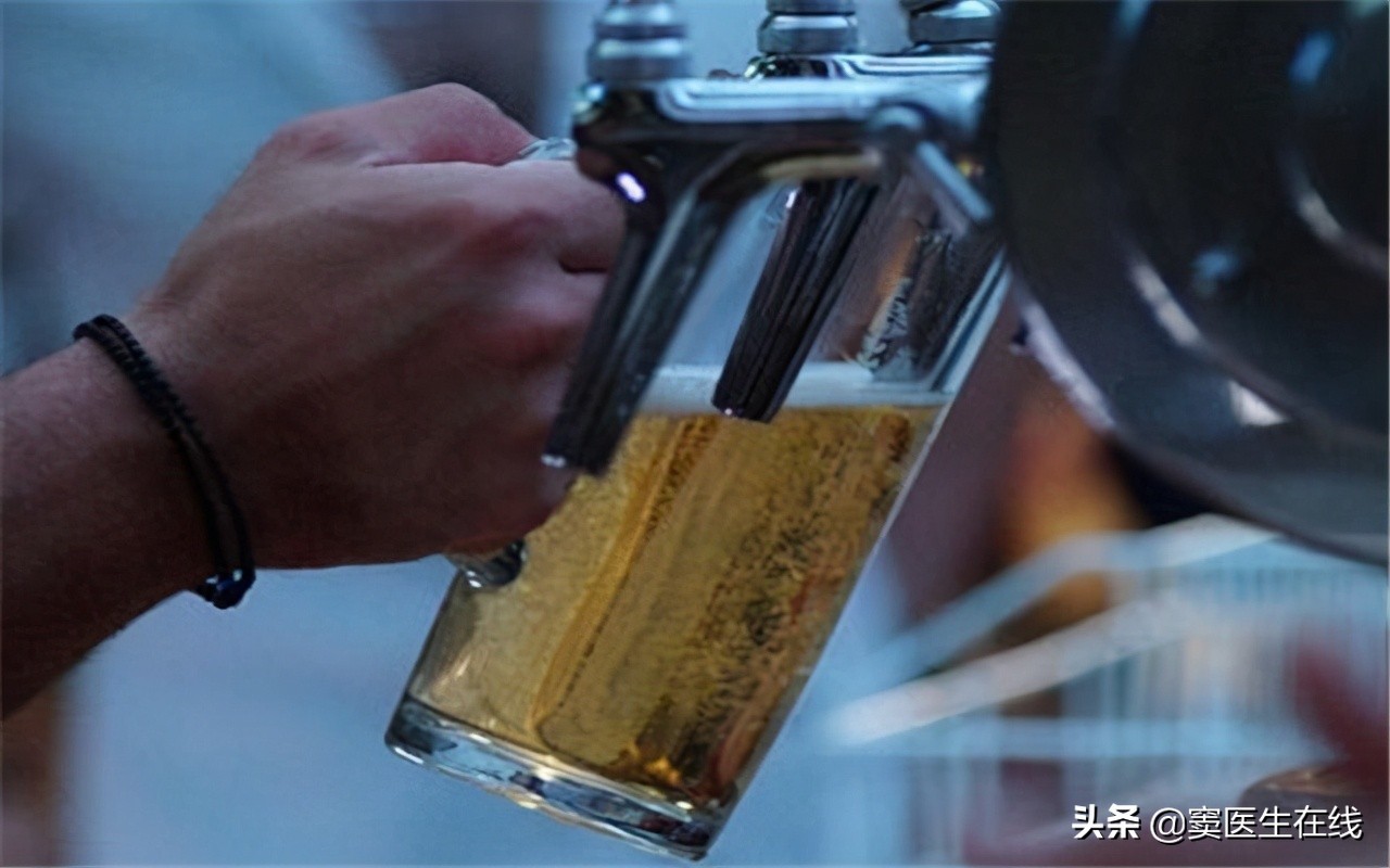 女性40多岁停经正常吗,女人40岁停经是为什么