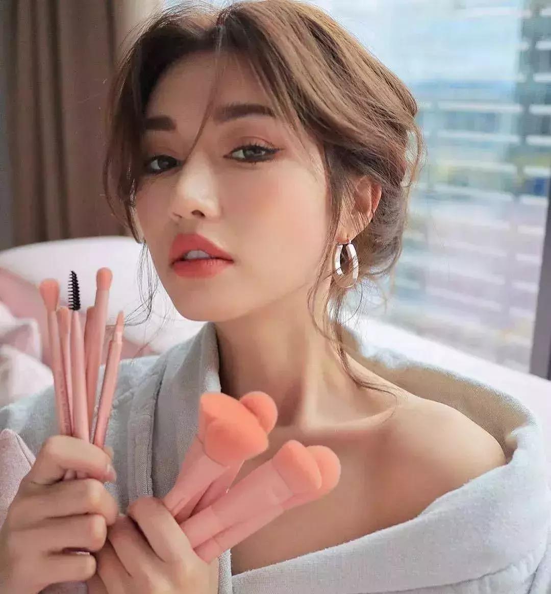 眼妆上妆显脏怎么办,眼妆涂法技巧