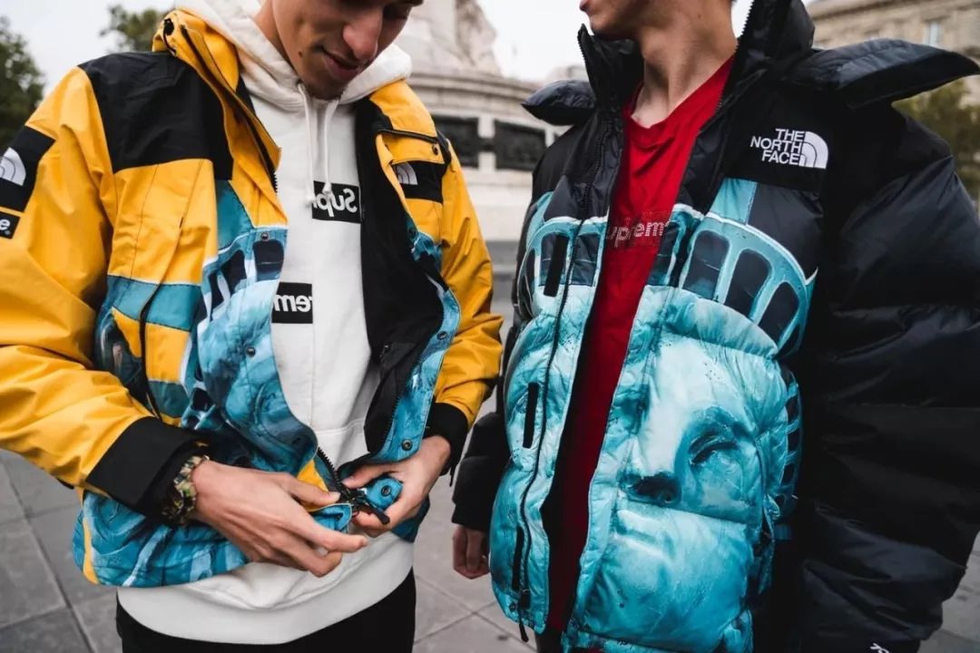 杨颖穿的新中式衣服是什么品牌,杨颖穿阿迪达斯羽绒服