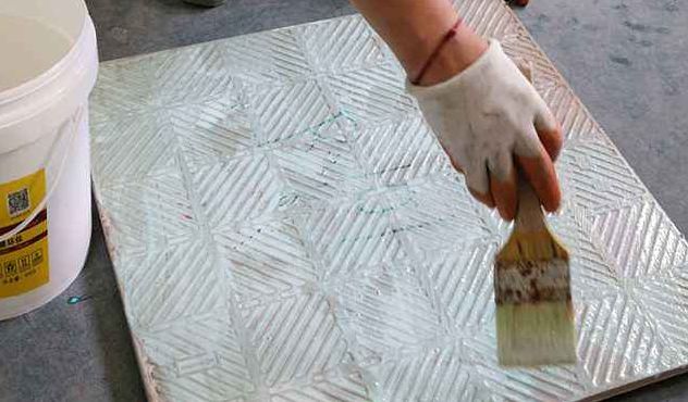 瓷砖墙面用什么胶粘东西最牢固,瓷砖墙面的处理方法