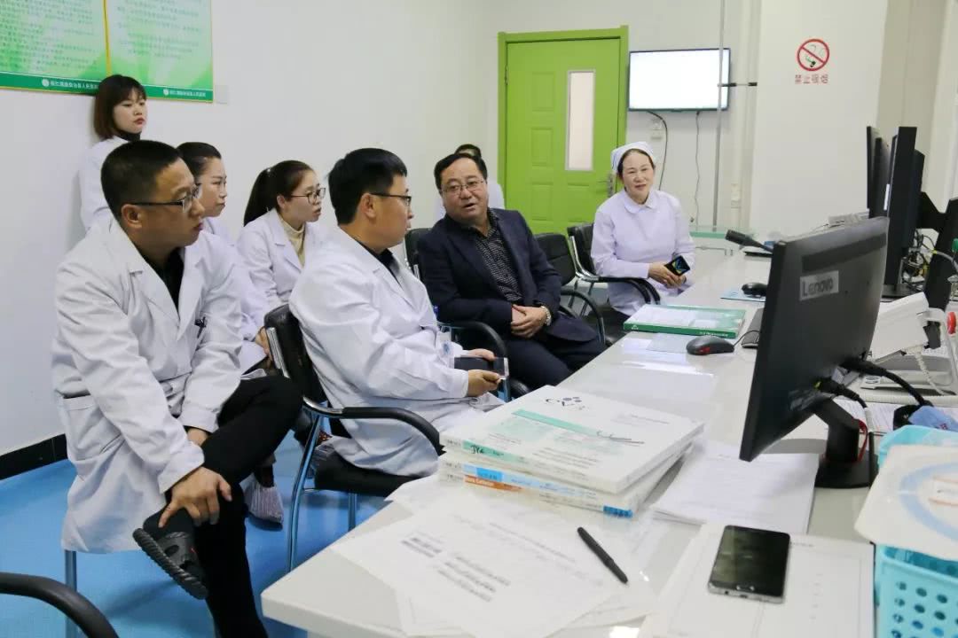 医院首例脑血栓机械取栓手术,县医院取栓治脑梗