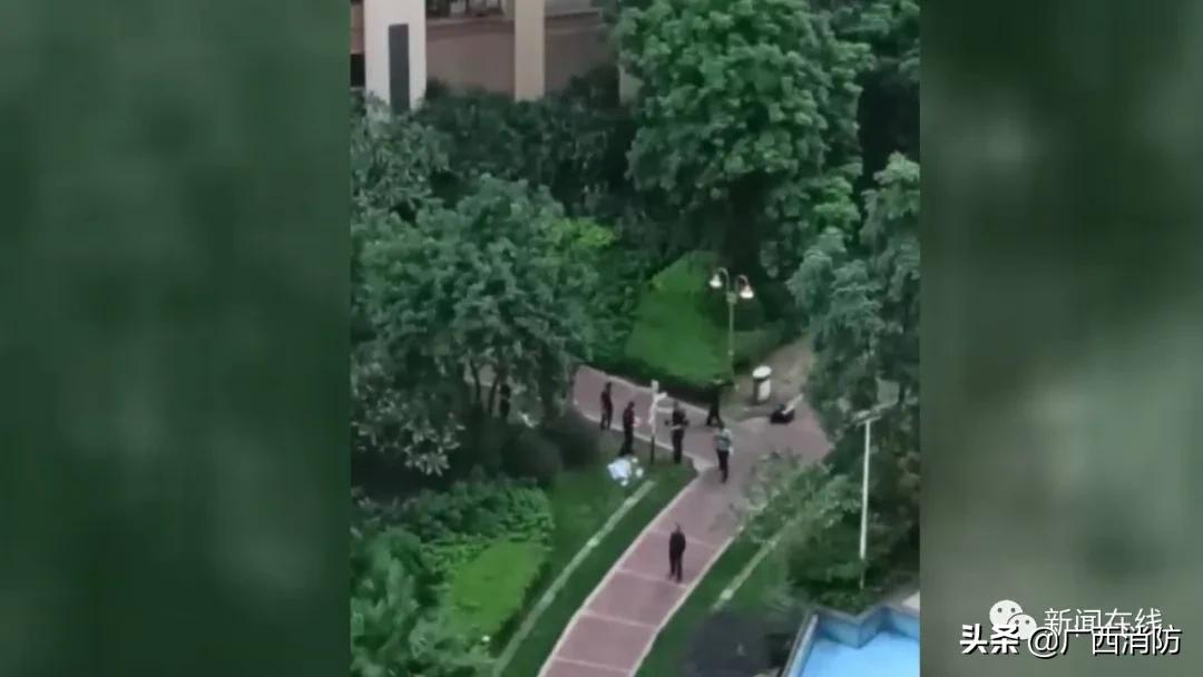 南宁两父子安装防盗网坠楼事件,两个孩子防盗网坠楼后续