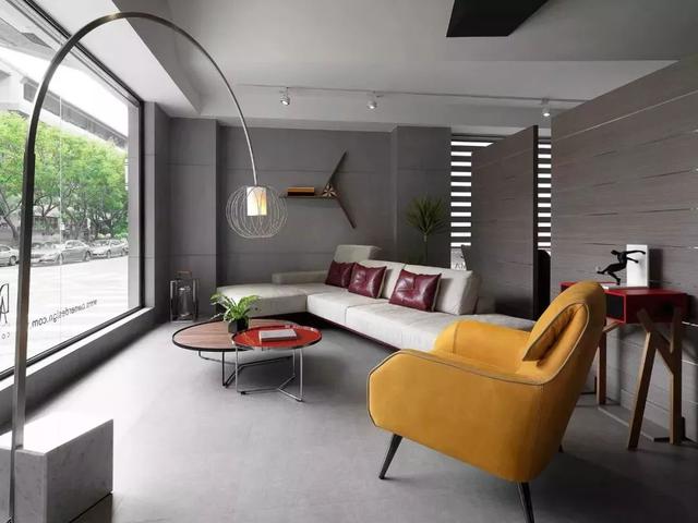 简约灰色地砖配什么沙发,简约的灰色地砖贴得真好看