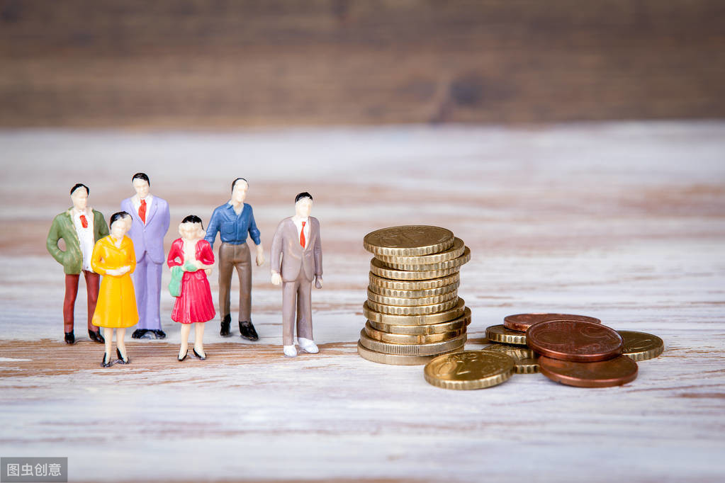 暴富暴美何以解忧唯有暴富,唯有暴富解忧就怕不按套路出牌