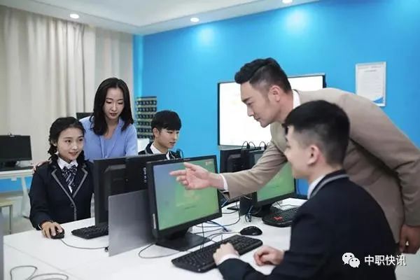 专业的app软件开发平台如何做,app软件开发制作全套教程