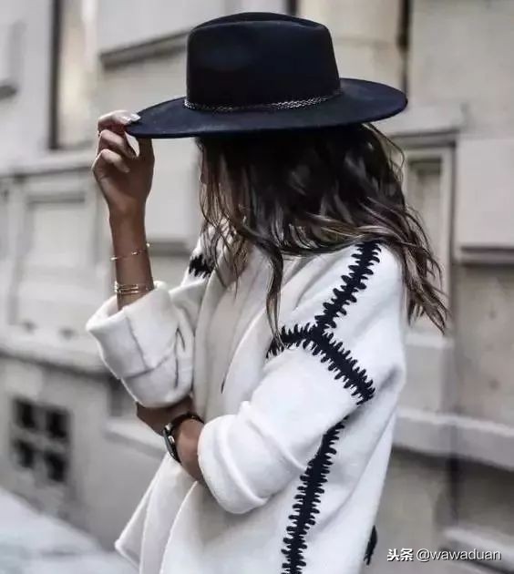 以貌取人的特征,以帽取人帽子怎么选