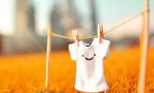 衣服褪色解决小妙招,衣服褪色用什么泡才不会褪色