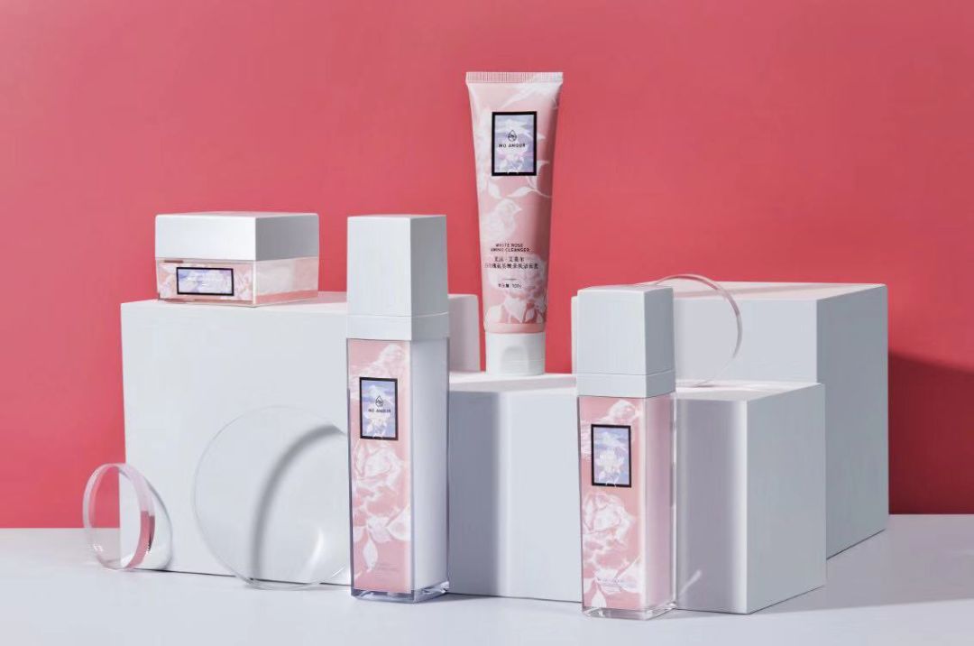 “叛逆少女”到“福布斯精英”，网红3.0模式下张沫凡走向何方？