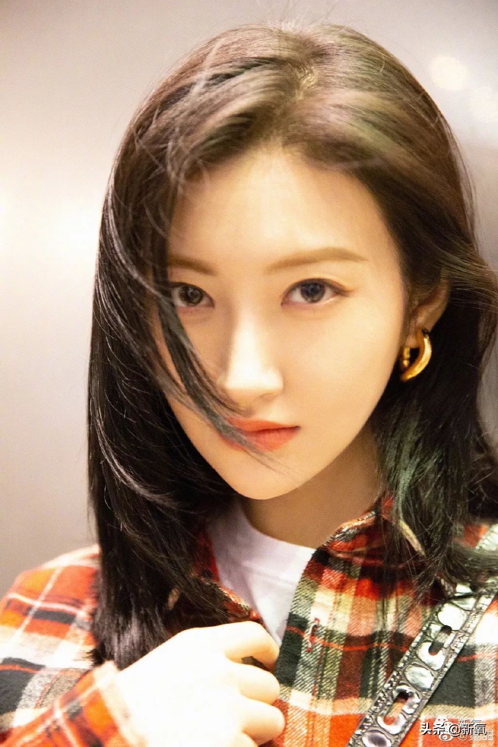 景甜修复后的双眼皮多宽,景甜修复之后的双眼皮是多宽