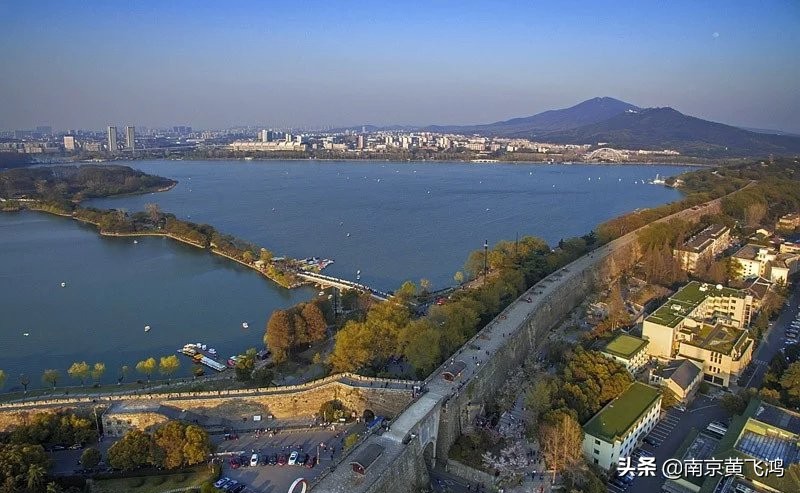 当年南京的高考状元,南京低调的学校