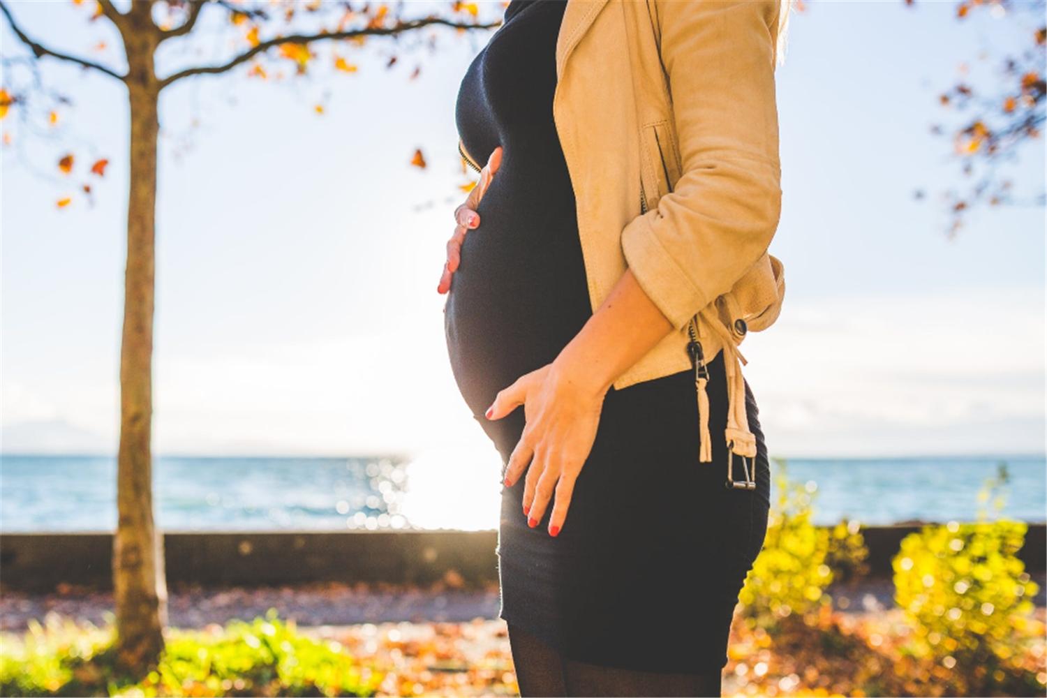 怀孕后，这五个地方尽量少去，尤其是结婚现场，不是迷信来看原因