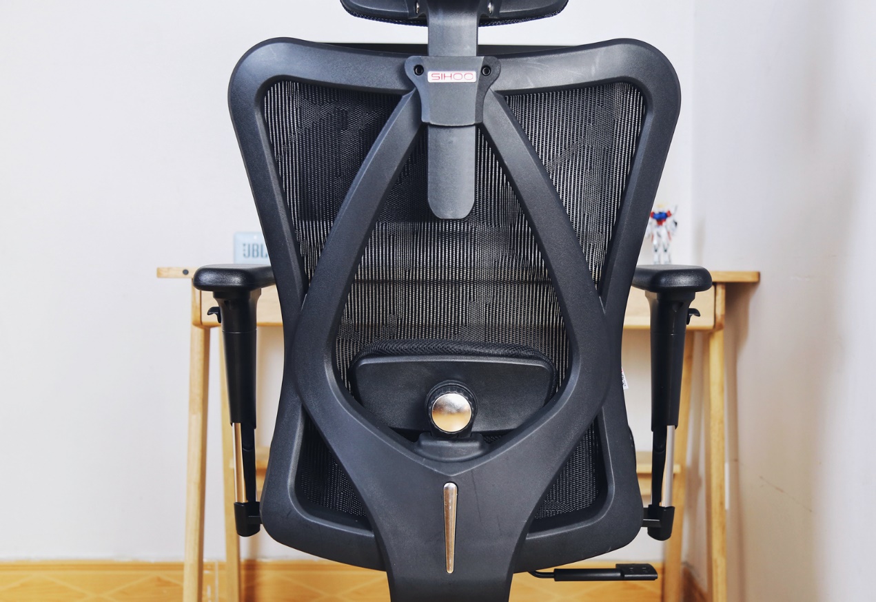 减轻办公生活中的腰颈负担,西昊M57人体工学电脑椅体验