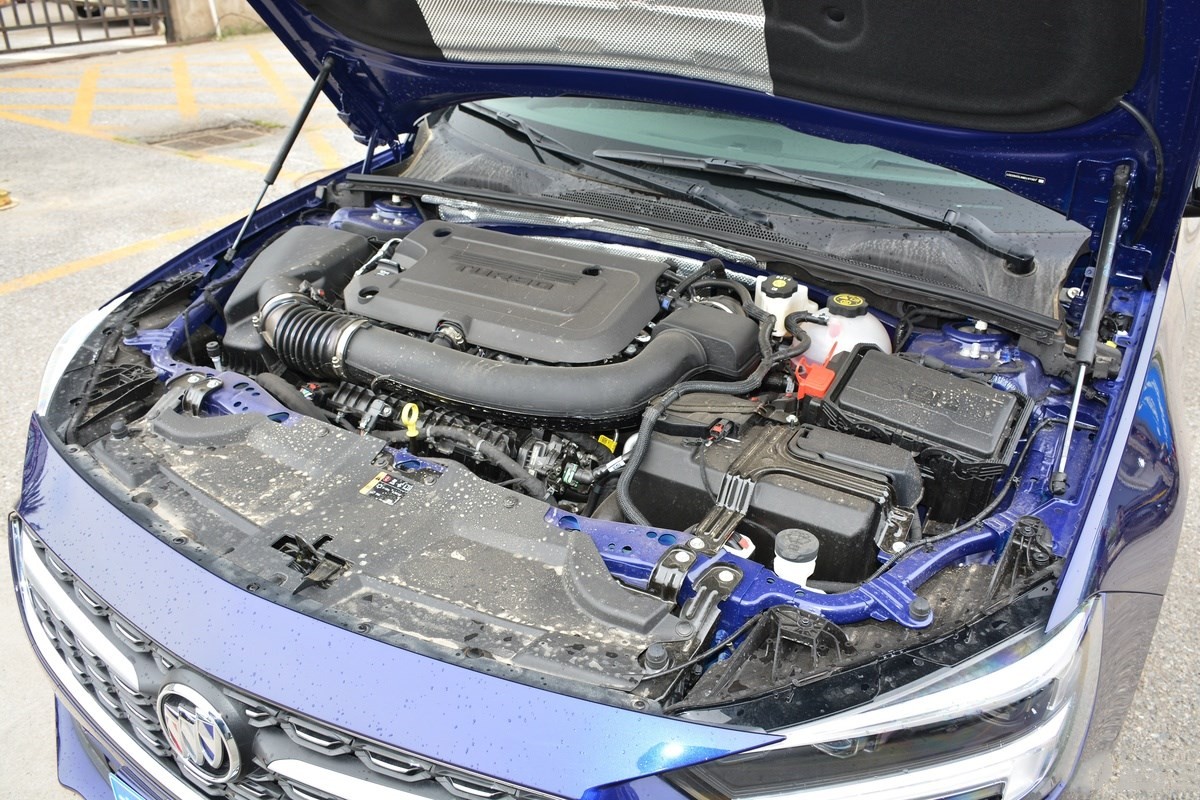 这几款车不仅颜值高性能也强劲,2.0t+8at的动力组合的20万车